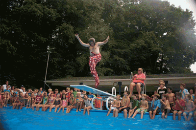 Bellyflop Competition